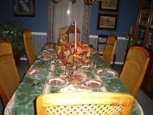 Pic 01-Thanksgiving Table